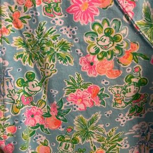 Lilly Pultizer Skipper Popover Disney’s Mickey and Minnie, Size Medium, EUC.